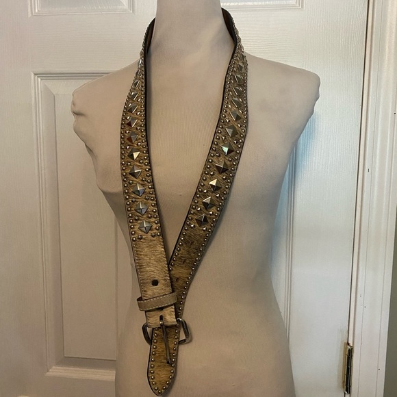 Belt with Silver Tone Studded Detailing, Calf Hair, and Western Charm Sz 40 - Picture 1 of 5